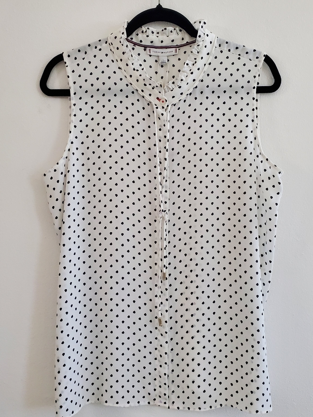 Tommy Hilfiger White Polka Dot Sleeveless Tie-Neck Button Down Blouse Size L